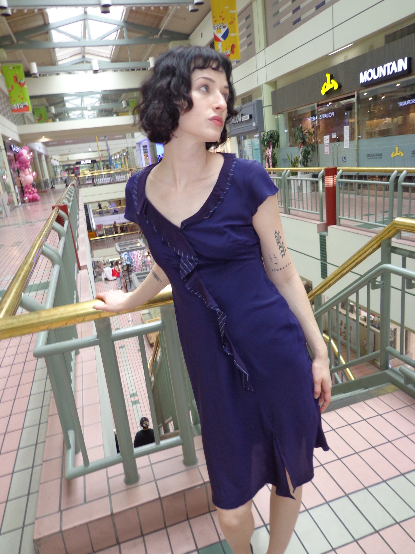 Philosophy di Alberta Ferretti - Purple Silk Ruffle Dress