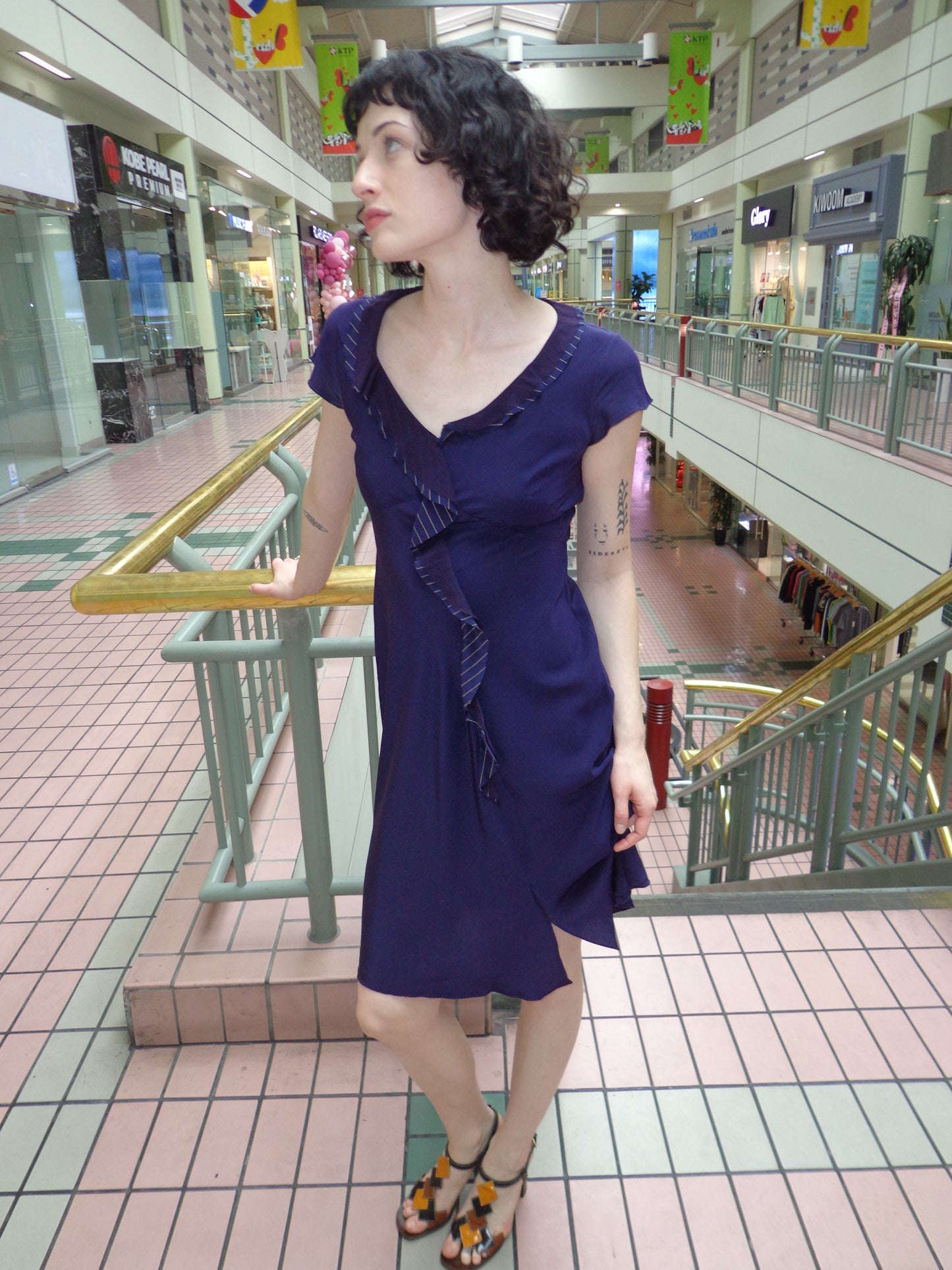 Philosophy di Alberta Ferretti - Purple Silk Ruffle Dress