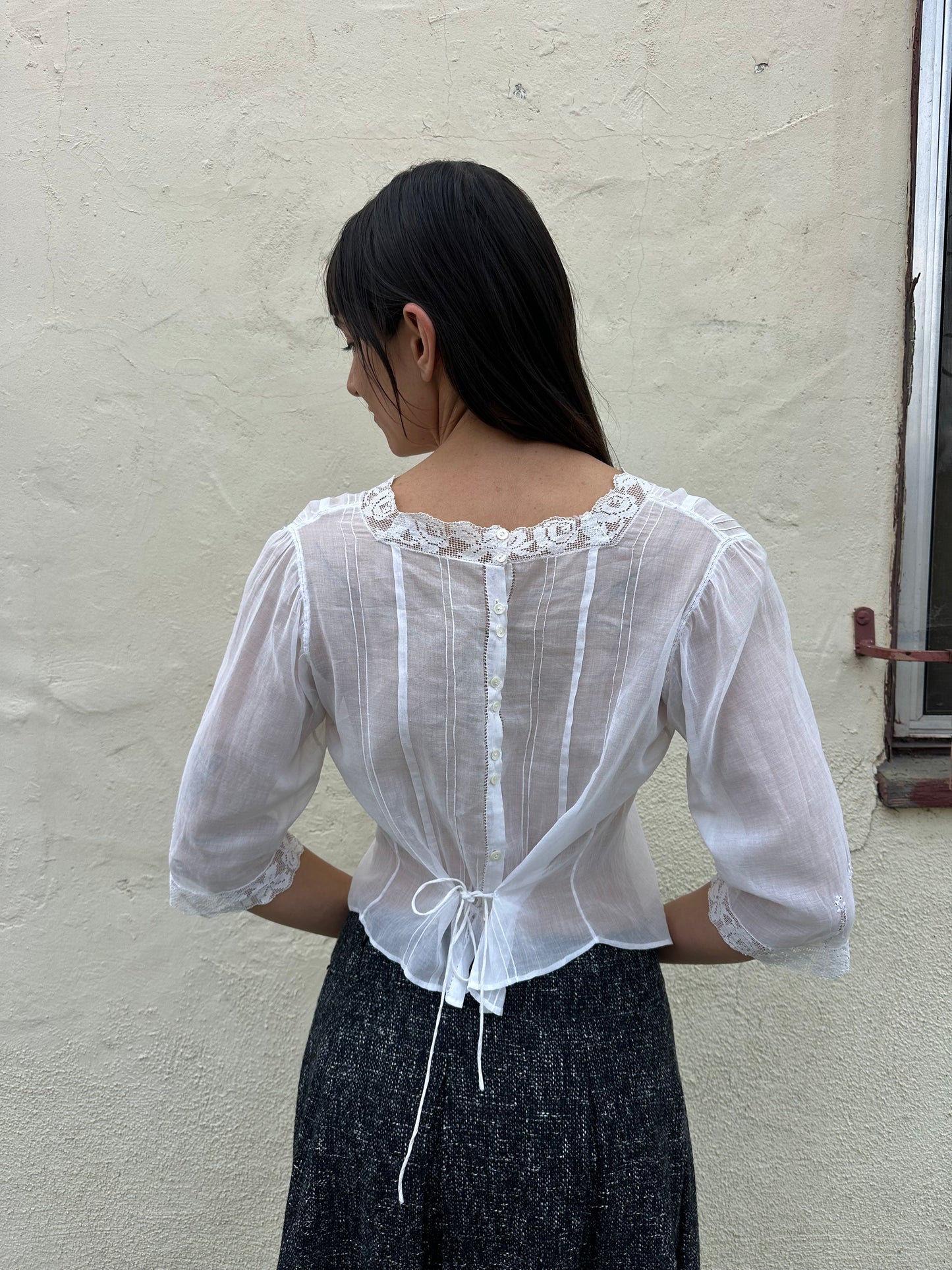 Antique Vintage - 1920s White Embroidered Top