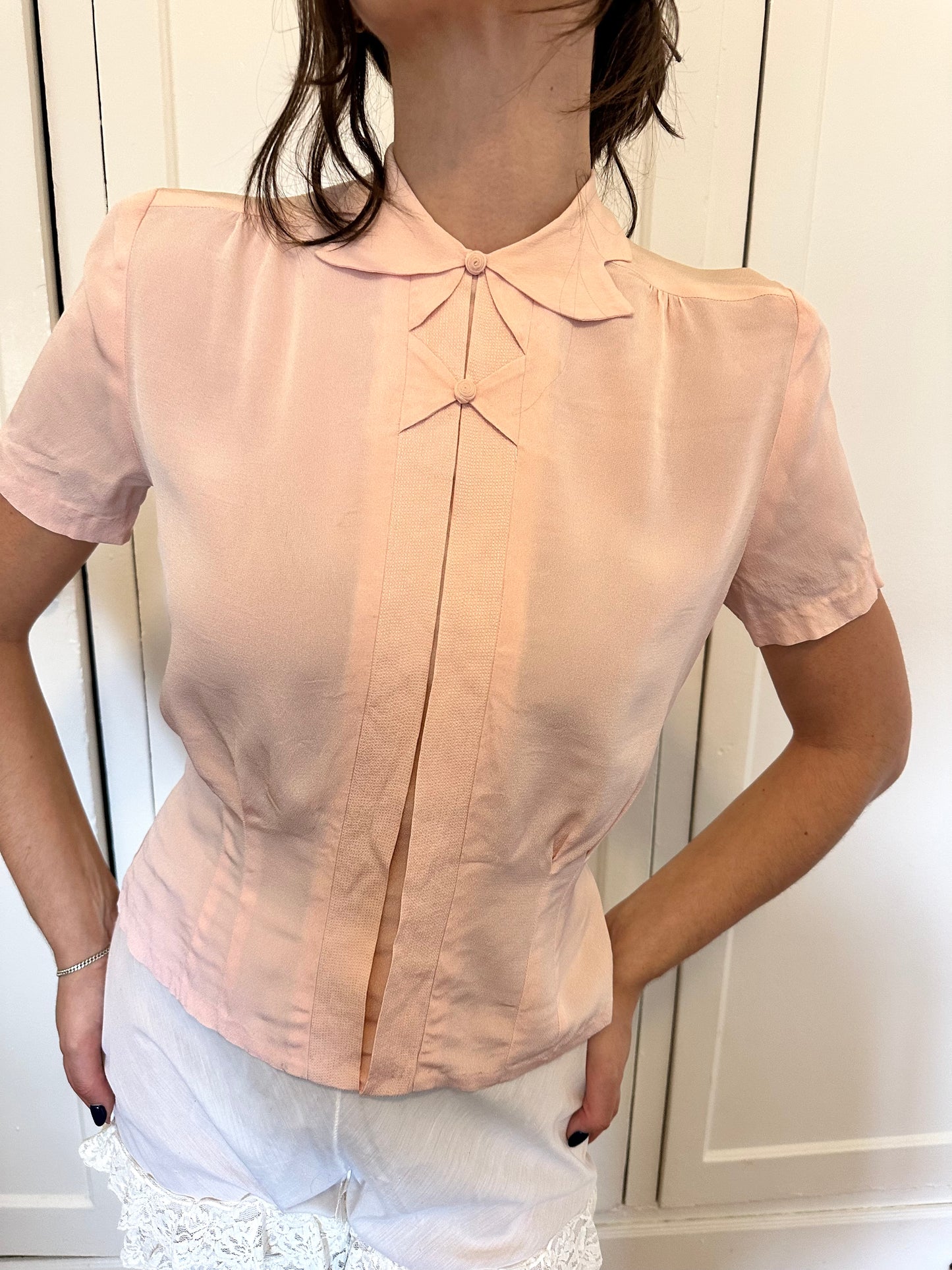 Antique Vintage - 1940s Baby Pink Blouse